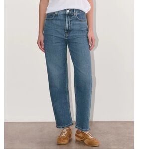 Everlane ‘The Way High Jean’ high waist, straight leg. Size 6
